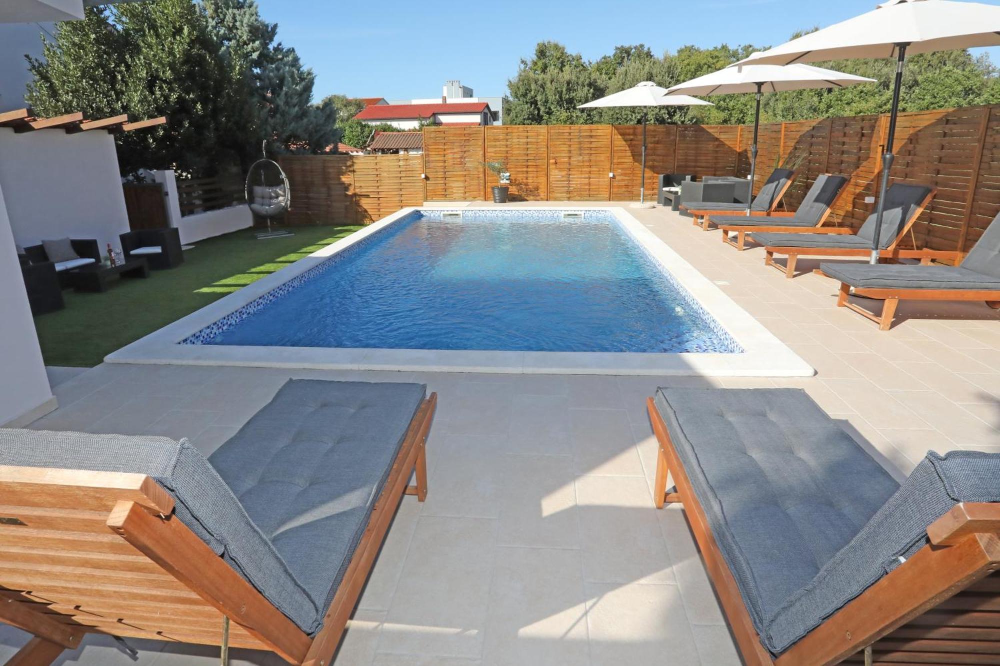 Apartman Debora Sa Privatnim Bazenom Pula Exterior foto