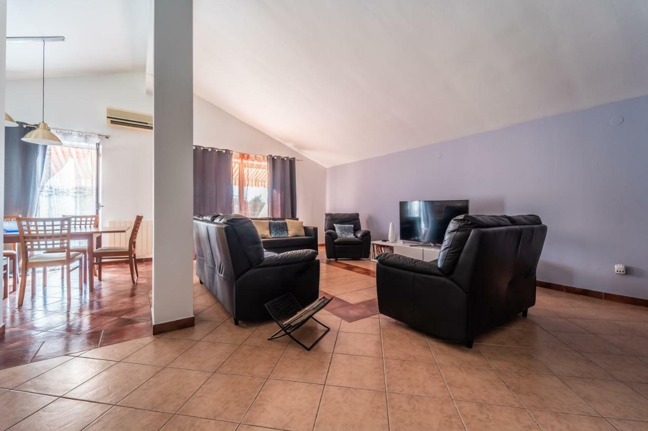 Apartman Debora Sa Privatnim Bazenom Pula Exterior foto